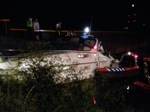 Zinkend schip in haven Maasbracht